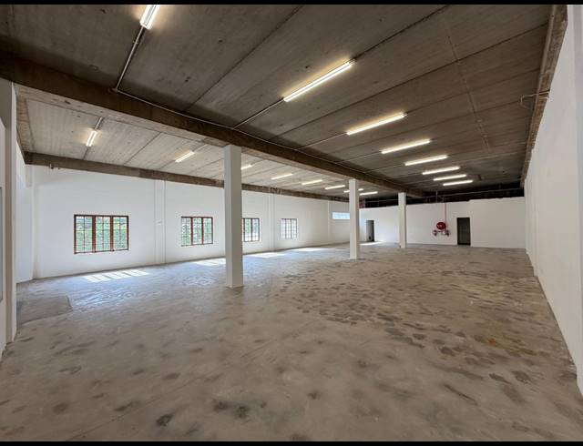 345M² WAREHOUSE TO LET IN HALFWAY HOUSE
